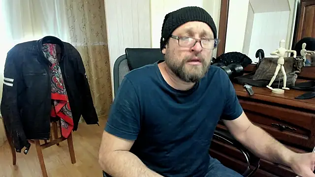 Grandor M online show from March 14, 1:35 pm