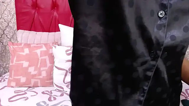 Snapshot of BondiBitch chatting on September 24, 8:23 pm BondiBitch online show from September 24, 8:23 pm