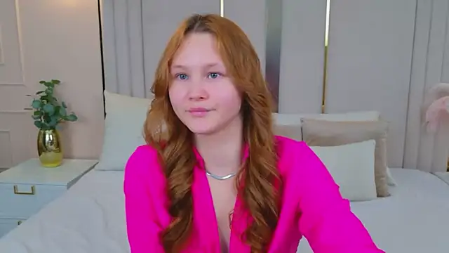 AmeliRoyse online show from December 18, 5:30 pm