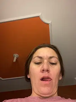 Luna-nevada online show from February 10, 5:33 am