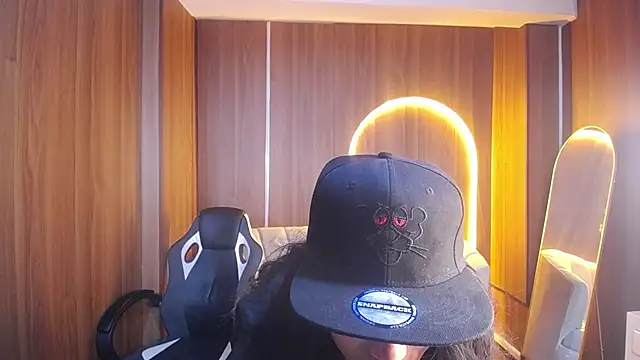  wendy b online show from October 26, 8:26 pm