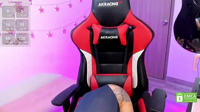 LindaSilverstone online show from September 24, 5:27 pm