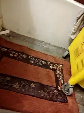 deedeelove82 online show from March 12, 10:48 am