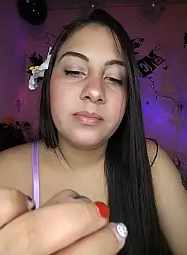 esmeralda jadees online show from October 11, 8:07 pm