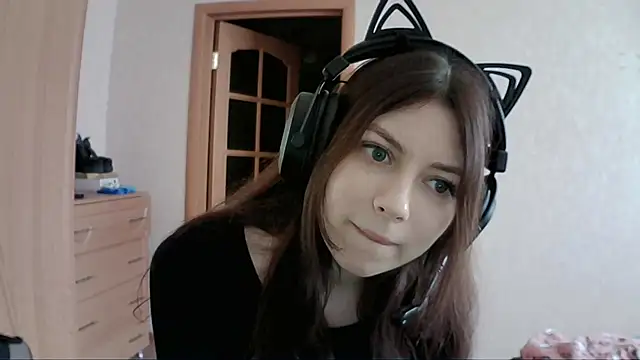 Snapshot of RendyDow chatting on March 14, 8:53 am RendyDow online show from March 14, 8:53 am