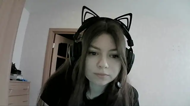 Snapshot of RendyDow chatting on March 15, 5:19 am RendyDow online show from March 15, 5:19 am