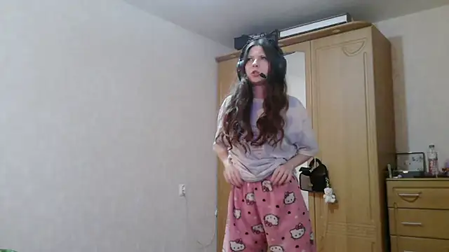 Snapshot of RendyDow chatting on September 22, 8:27 am RendyDow online show from September 22, 8:27 am