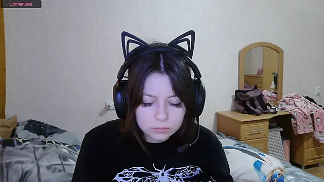 Snapshot of RendyDow chatting on October 22, 7:19 am RendyDow online show from October 22, 7:19 am