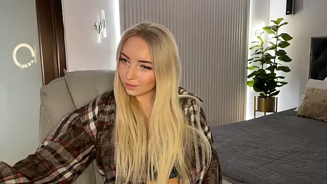 OhMyEmma online show from November 27, 1:29 am