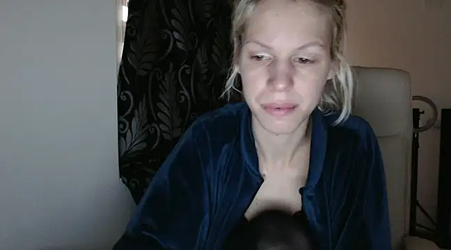 ElssaRush online show from March 23, 4:49 am