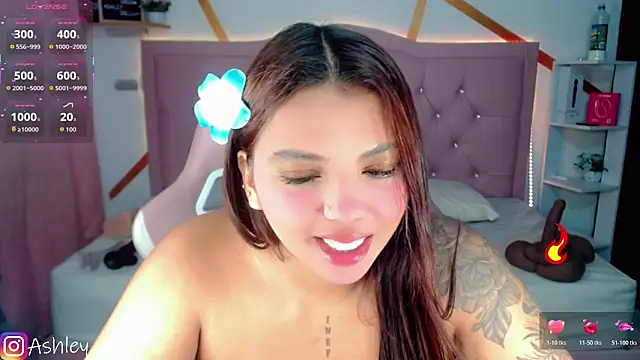 Snapshot of Ashley_dolll chatting on October 21, 9:04 pm Ashley dolll online show from October 21, 9:04 pm