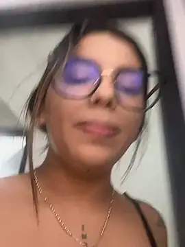 Snapshot of Ashley_dolll chatting on June 20, 10:34 pm Ashley dolll online show from June 20, 10:34 pm