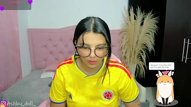Snapshot of Ashley_dolll chatting on July 3, 10:05 pm Ashley dolll online show from July 3, 10:05 pm