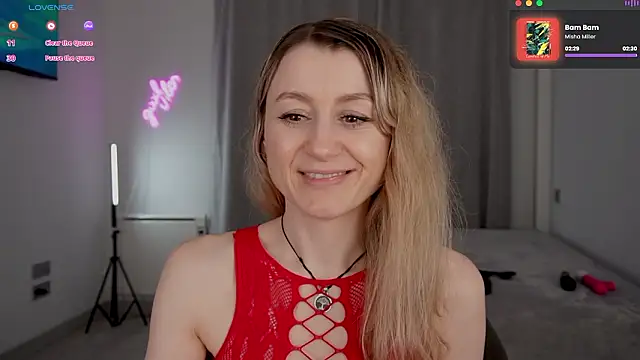   Milana     online show from March 23, 3:49 pm