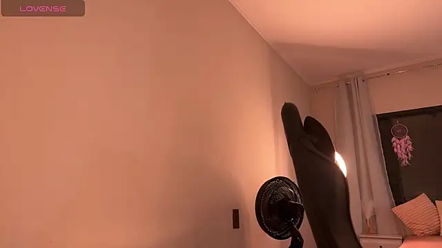 StacySpice01 online show from November 29, 1:30 am