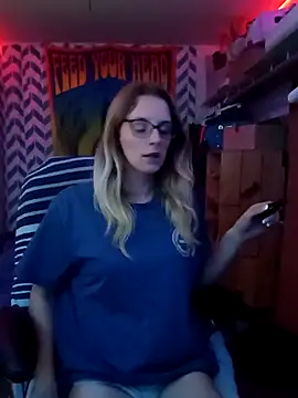 AlicePayne online show from December 19, 4:52 am