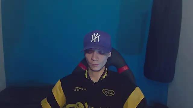 Snapshot of Burperking420_ chatting on March 19, 9:48 pm Burperking420 online show from March 19, 9:48 pm