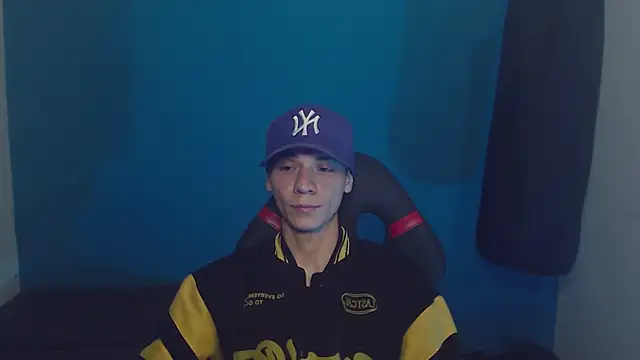 Snapshot of Burperking420_ chatting on March 20, 6:20 pm Burperking420 online show from March 20, 6:20 pm