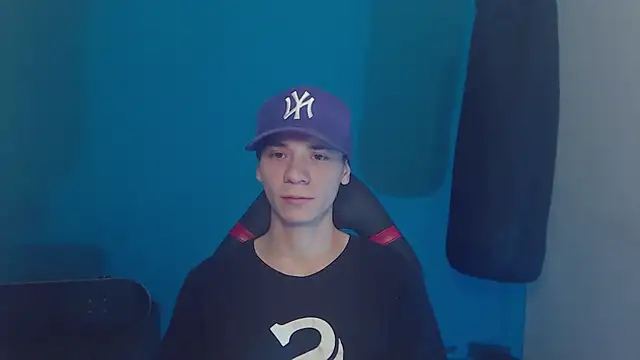 Snapshot of Burperking420_ chatting on March 22, 4:15 pm Burperking420 online show from March 22, 4:15 pm