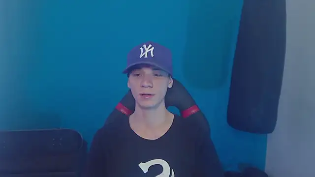 Snapshot of Burperking420_ chatting on March 22, 7:20 pm Burperking420 online show from March 22, 7:20 pm