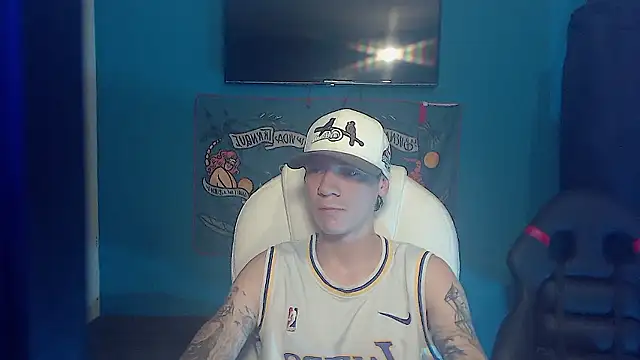 Snapshot of Burperking420_ chatting on January 14, 10:58 pm Burperking420 online show from January 14, 10:58 pm