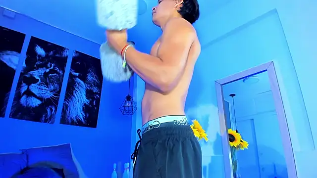 Draco collins online show from December 18, 8:04 pm