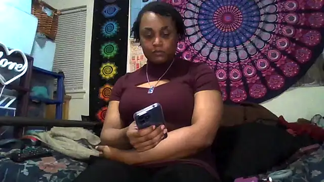 GardeniaFields online show from November 27, 7:21 am