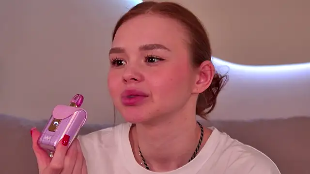 MiraBliss online show from March 8, 2:04 am