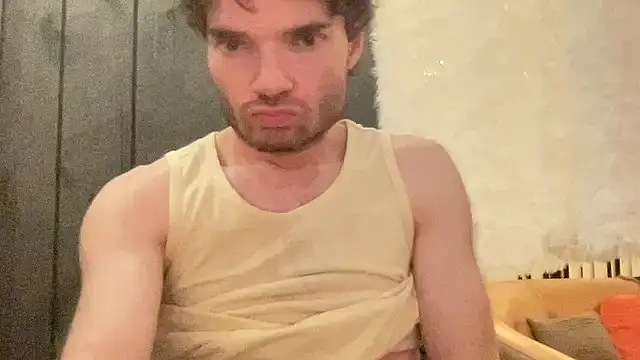 Snapshot of apollo_fun chatting on February 11, 5:23 am apollo fun online show from February 11, 5:23 am