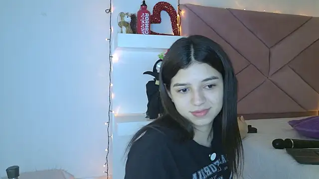 eva sin18 online show from March 2, 7:15 am