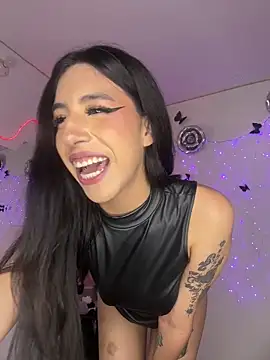 Snapshot of Kendramillerr_1 chatting on March 10, 2:26 pm Kendramillerr 1 online show from March 10, 2:26 pm