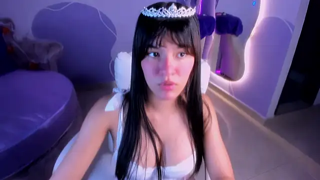 Snapshot of auroracute02 chatting on October 21, 1:12 pm auroracute02 online show from October 21, 1:12 pm