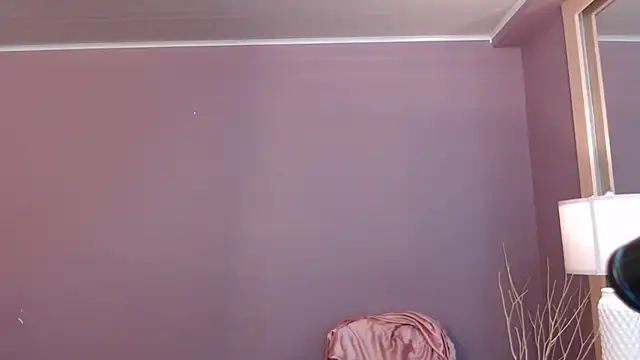 Snapshot of roxy_hell chatting on February 15, 12:14 pm roxy hell online show from February 15, 12:14 pm