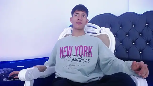 Snapshot of dareck_18 chatting on March 14, 11:53 pm dareck 18 online show from March 14, 11:53 pm