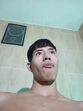 dareck 18 online show from February 1, 9:57 pm