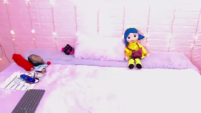 Snapshot of wet_valery chatting on February 10, 1:10 am wet valery online show from February 10, 1:10 am