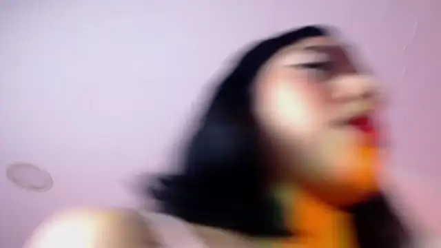 Snapshot of wet_valery chatting on February 18, 3:02 am wet valery online show from February 18, 3:02 am