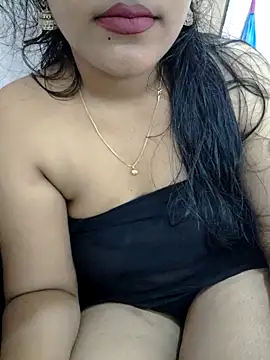 Snapshot of priya_00143 chatting on October 27, 4:38 am priya 00143 online show from October 27, 4:38 am