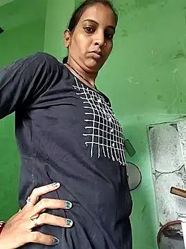 Hotty-Nidhi online show from October 29, 3:31 am