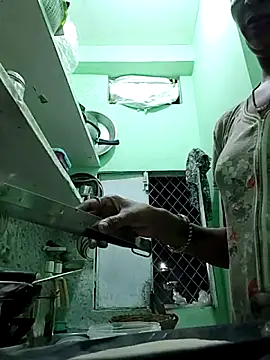 Hotty-Nidhi online show from November 5, 4:29 pm