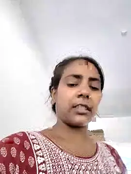 Snapshot of indiancute43 chatting on June 24, 6:23 am indiancute43 online show from June 24, 6:23 am