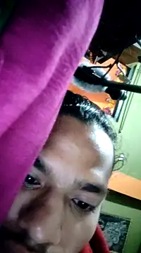 Snapshot of rahulsingh1005 chatting on March 11, 10:42 pm rahulsingh1005 online show from March 11, 10:42 pm