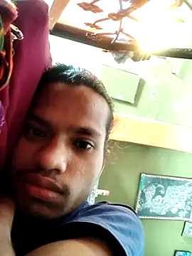 Snapshot of rahulsingh1005 chatting on March 18, 7:08 am rahulsingh1005 online show from March 18, 7:08 am