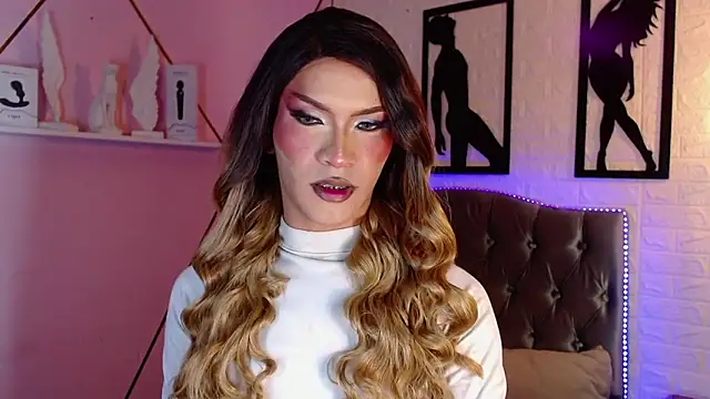 agatha rodriguez online show from February 20, 1:33 pm