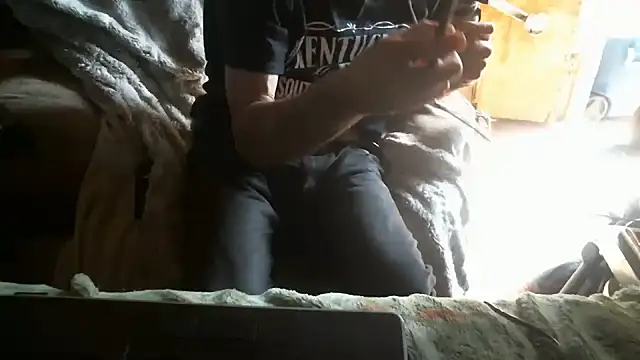 Snapshot of hahard1onestill chatting on February 8, 11:08 pm hahard1onestill online show from February 8, 11:08 pm