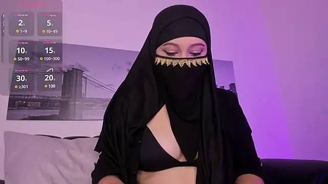 Snapshot of Leila_Saadi chatting on March 21, 12:50 pm Leila Saadi online show from March 21, 12:50 pm