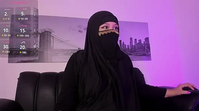 Snapshot of Leila_Saadi chatting on March 22, 1:19 pm Leila Saadi online show from March 22, 1:19 pm