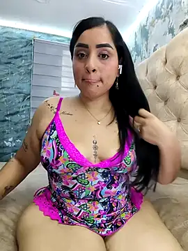 L ucero online show from February 3, 11:10 pm