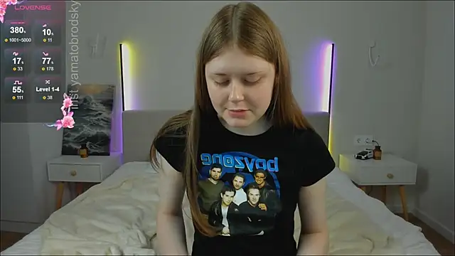 YamatoBrodsky online show from October 19, 5:57 pm