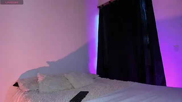 adara evanss online show from April 12, 10:48 pm